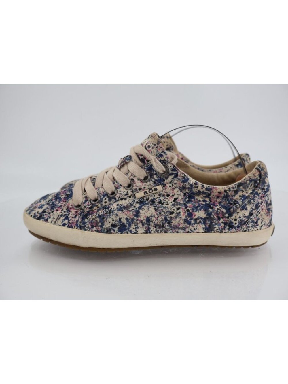 Taos Women's Star Sneaker Size 6.5 Floral Canvas Lace Up Walking Shoe - Picture 4 of 14